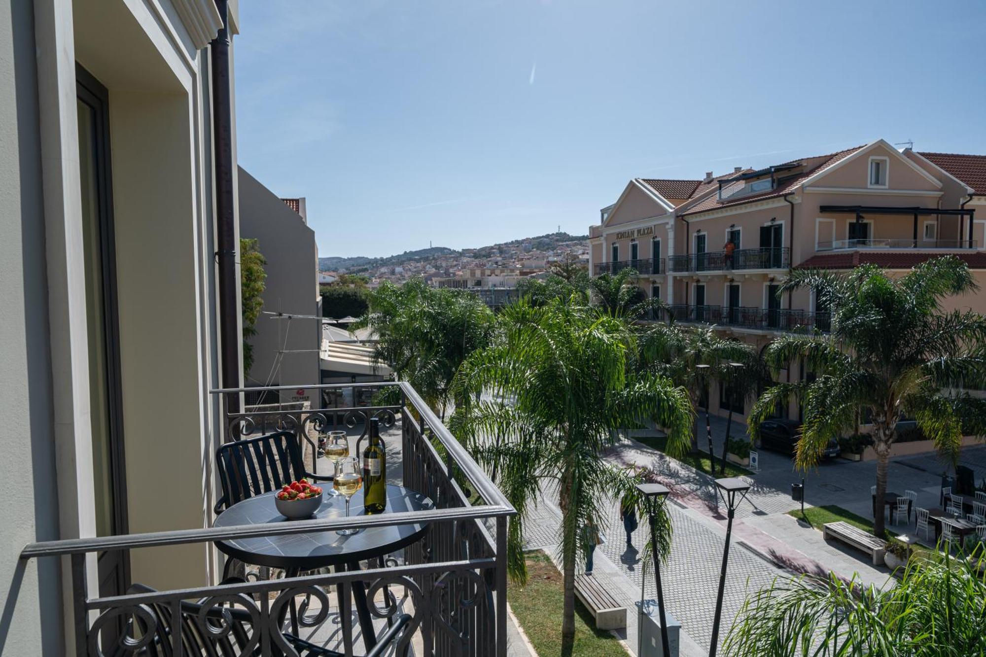 Kantada Central Suite Argostoli  Exteriör bild