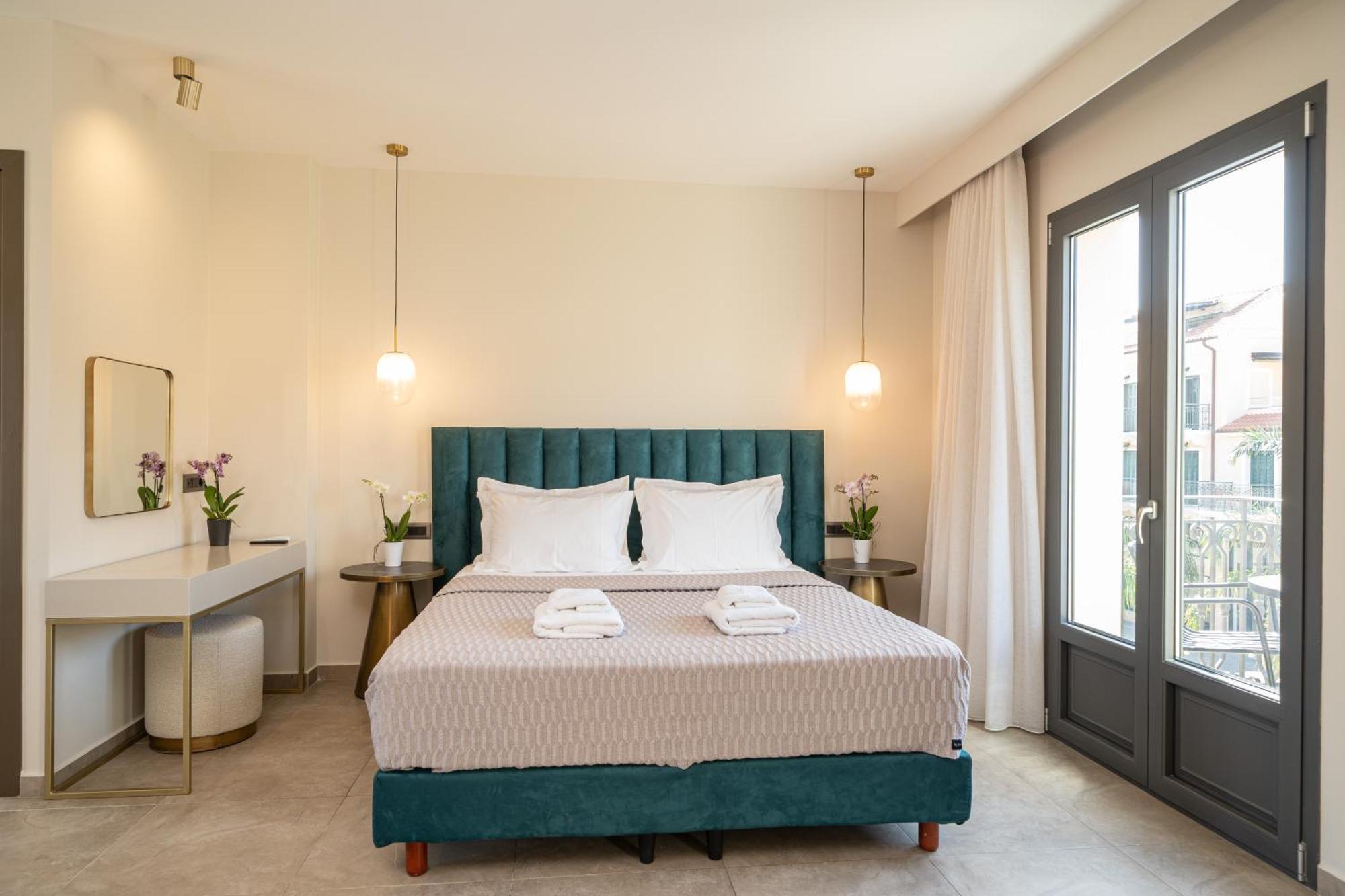 Kantada Central Suite Argostoli  Exteriör bild