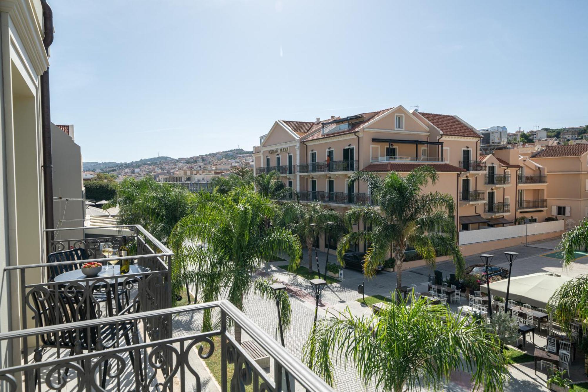Kantada Central Suite Argostoli  Exteriör bild